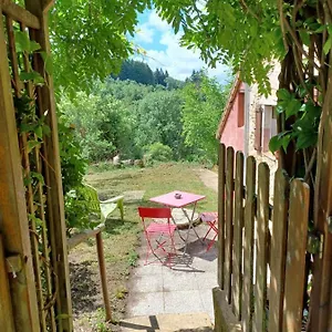 Un Bout Du Sud Châtel-Montagne